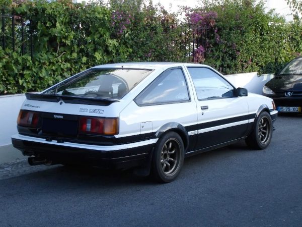 Our Toyota Corolla Levin AE86 kouki (facelift) decal sticker set applied to a car